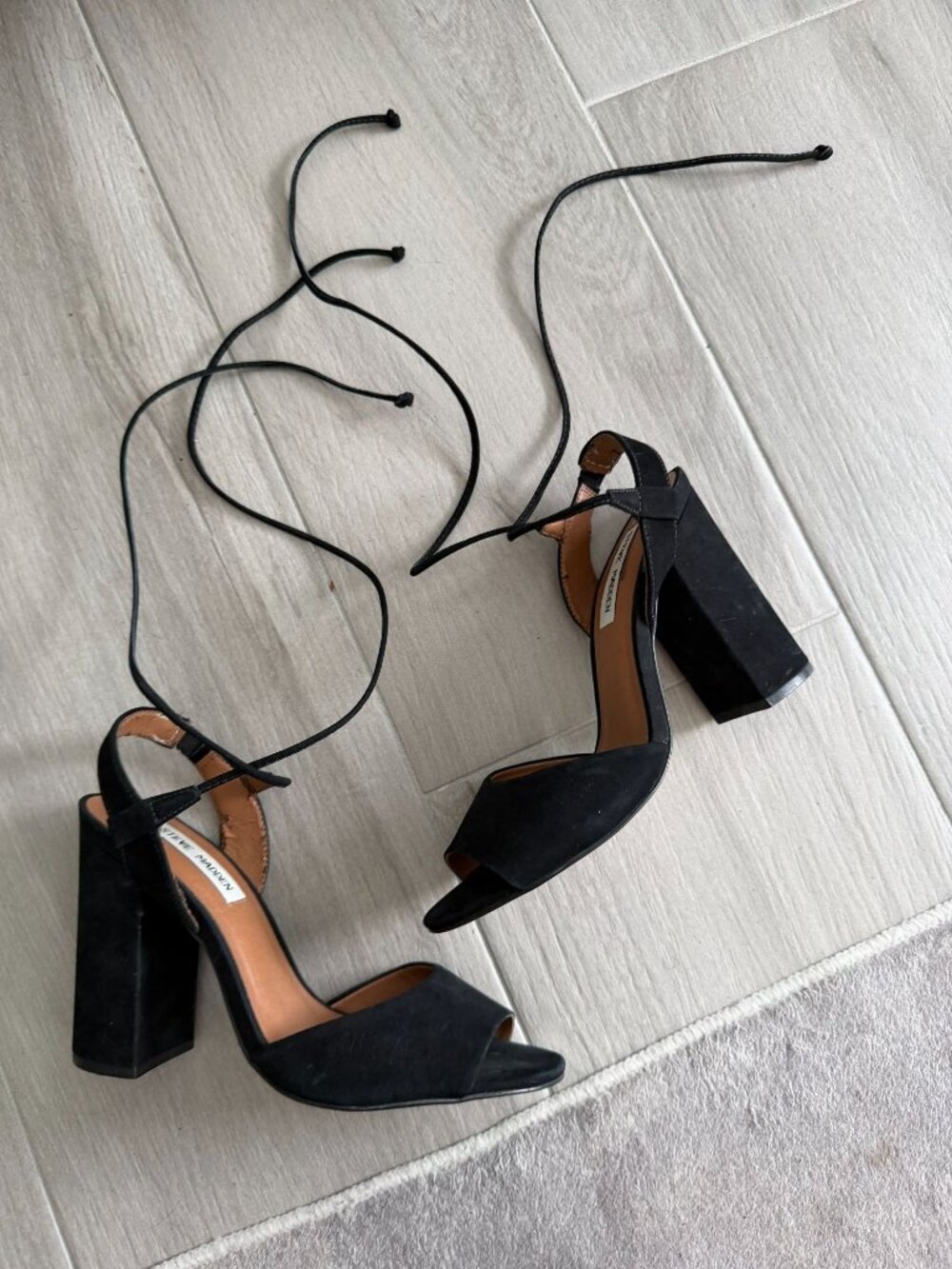STEVE MADDEN Black Suede Laceup Heels Size 8
